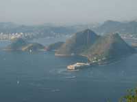 Voir l'image Bra04560-Rio_pain_sucre---LD--IMG_5652.JPG : Niterói