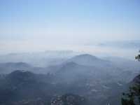 Voir l'image Bra04970-rio_le_corcovado-GM--IMGP0875.JPG : La ville et ses montagnes