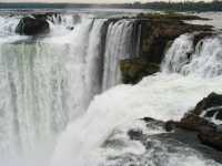 Voir l'image Bra07610-iguacu_argentin--LD--IMG_6215.JPG : 