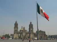 Voir l'image 01_01_00130.Mexico_Ville.IMG_0952.JPG : Le Zocalo