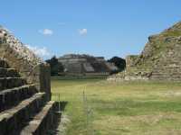 Voir l'image 04_02_00220.Oaxaca_Monte-Alban.IMG_1333.JPG : 