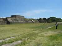 Voir l'image 04_02_00280.Oaxaca_Monte-Alban.IMG_1342.JPG : 