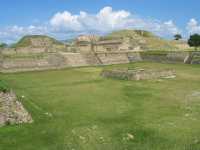 Voir l'image 04_02_00300.Oaxaca_Monte-Alban.IMG_1351.JPG : 