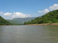 Voir l'image 06_01_00080.Tuxtla-Guetierrez_Canon-del-sumidero.IMG_1588.JPG : 