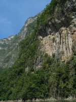 Voir l'image 06_01_00220.Tuxtla-Guetierrez_Canon-del-sumidero.IMG_1643.JPG : 