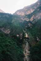 Voir l'image 06_01_00270.Tuxtla-Guetierrez_Canon-del-sumidero.F1050008.JPG : 