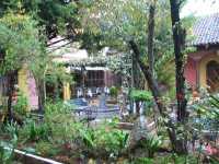 Voir l'image 07_01_00030.San-Christobal-de-las-casas_Ville.IMG_1707.JPG : L'hôtel Le Flamboyant