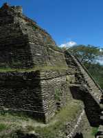 Voir l'image 07_02_00340.San-Christobal-de-las-casas_Tonina.IMG_1819.JPG : 