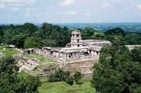 Voir l'image 08_02_00080.Palenque_Palenque.F1100020.JPG : Le palais