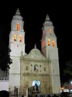 Voir l'image 09_01_00150.Campeche_Ville.IMG_2154.JPG : La cathédrale