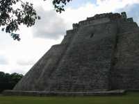 Voir l'image 10_01_00050.Uxmal_Uxmal.IMG_2235.JPG : 