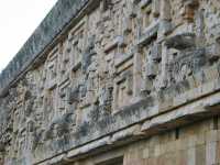 Voir l'image 10_01_00360.Uxmal_Uxmal.IMG_2325.JPG : Le palais du Gouverneur