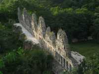 Voir l'image 10_01_00500.Uxmal_Uxmal.IMG_2363.JPG : Le Pigeonnier