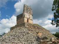 Voir l'image 10_02_00120.Uxmal_Labna.IMG_2426.JPG : El mirador