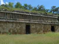 Voir l'image 10_02_00140.Uxmal_Labna.IMG_2445.JPG : Le temple des Colonnes