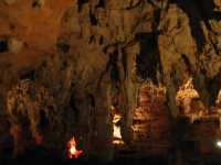 Voir l'image 10_03_00020.Uxmal_Las-Grutas-de-Loltun.IMG_2448.JPG : 