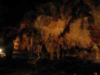 Voir l'image 10_03_00100.Uxmal_Las-Grutas-de-Loltun.IMG_2473.JPG : 