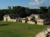 Voir l'image 10_04_00090.Uxmal_Kabah.IMG_2533.JPG : 